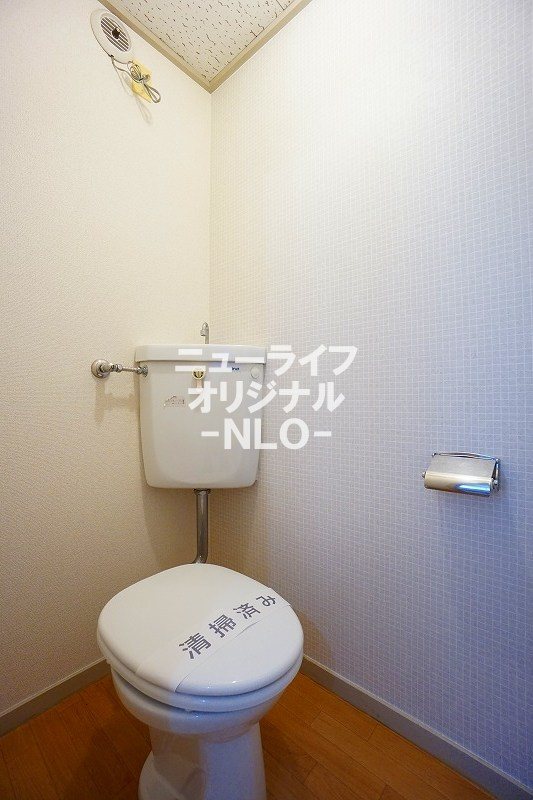 トイレ　独立したトイレ空間は快適です☆