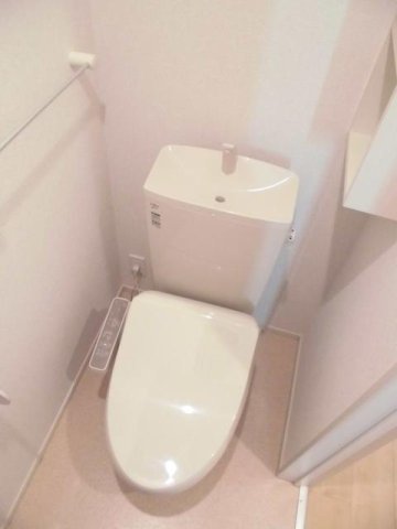 トイレ　シンプルで使いやすいトイレです