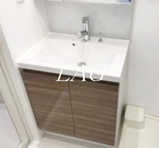 洗面設備　独立洗面台です。