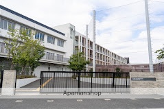 中学校　志茂田中学校（中学校）まで595m