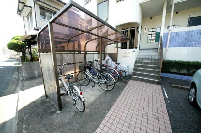 エントランス　駐輪場
