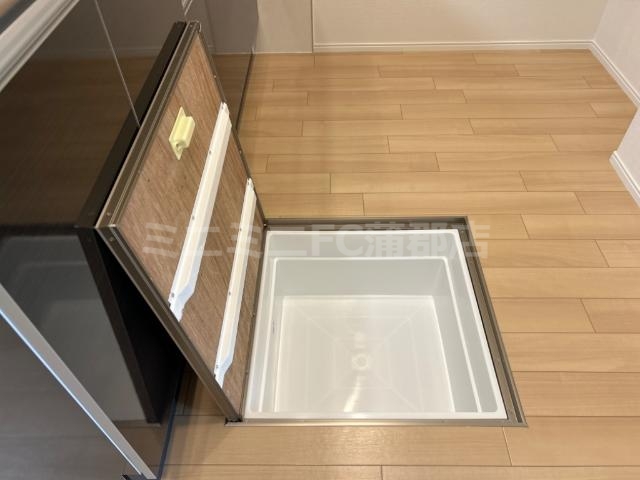 収納　床下収納庫（イメージ）
