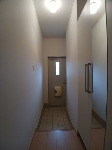 玄関　きれいな玄関です