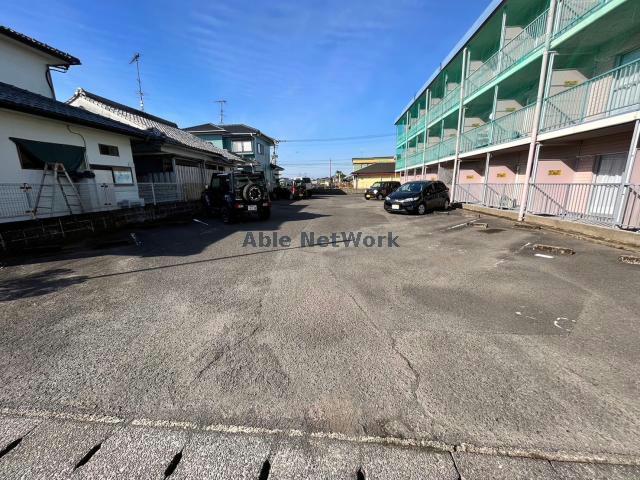 駐車場　駐車場