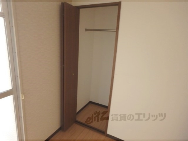 収納　洋室収納