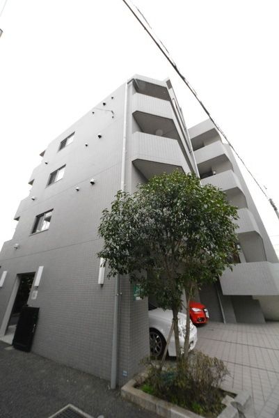 建物外観　★駅徒歩６分★