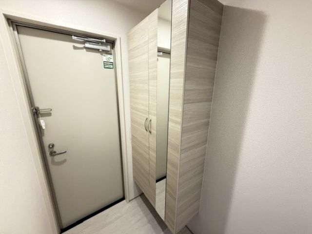 Nest Piece 原町の玄関写真