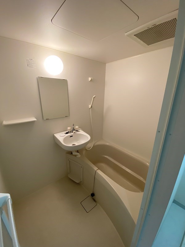 バス・シャワールーム　※類似タイプのお部屋です