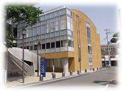 図書館　志木市立いろは遊学図書館（図書館）まで644m