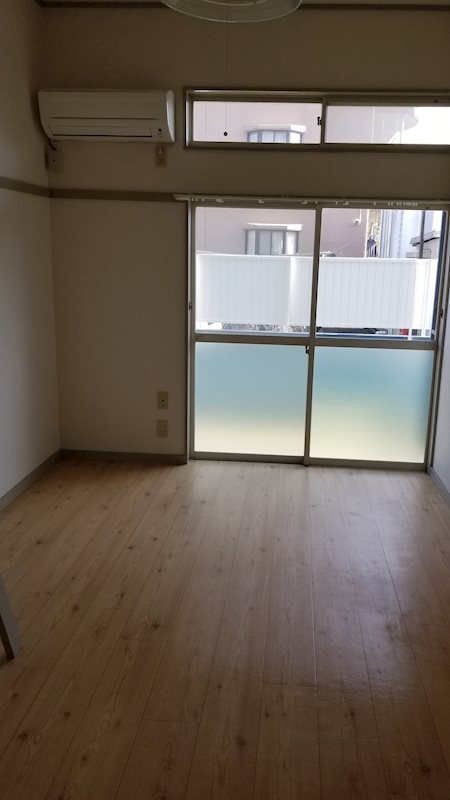 居室・リビング　反転部屋参照