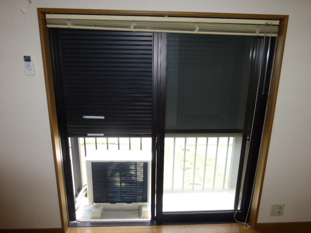 セキュリティ　1Ｆ、2Ｆともに防犯シャッター付