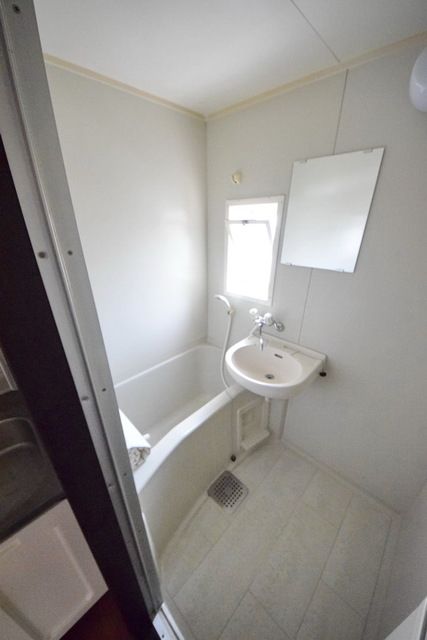 バス・シャワールーム　さっぱり爽快バスタイム♪