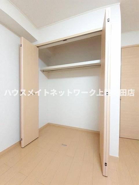 収納　クローゼット