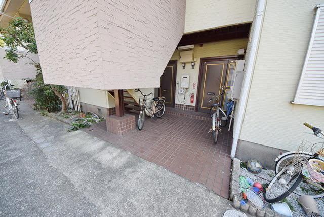 エントランス　★海まで徒歩10分★