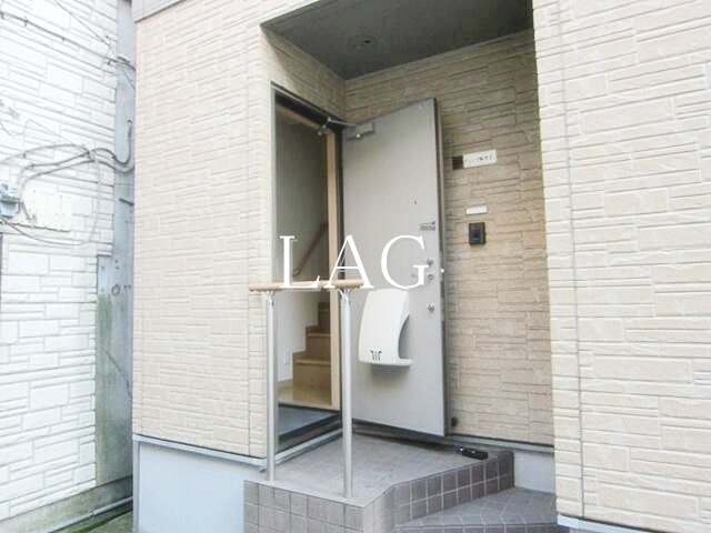 玄関　玄関です。