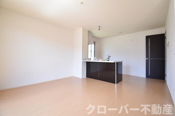 居室・リビング　ＬＤＫ１２帖