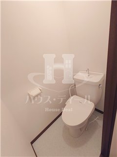 トイレ　清潔感のあるトイレです