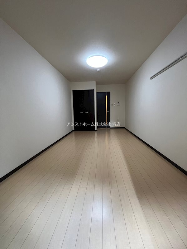 フジパレス南清水町II番館の居間写真