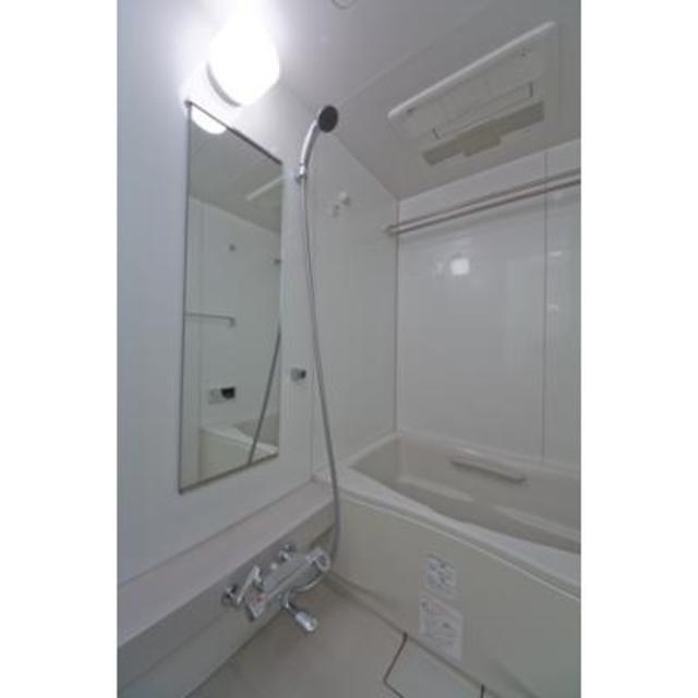バス・シャワールーム　※写真は同タイプ住戸です。