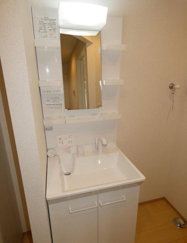 洗面設備　別部屋参照写真