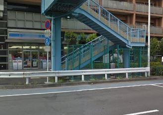 コンビニ　ローソン 港南三丁目店（コンビニ）まで350m