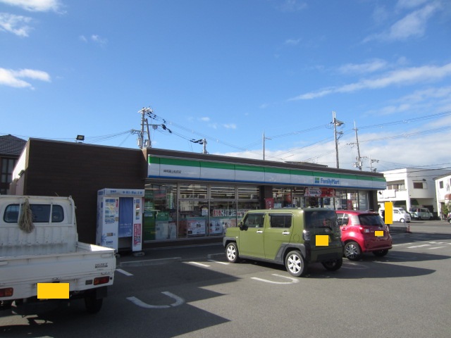 コンビニ　ファミリーマート 岸和田上松町店（コンビニ）まで404m