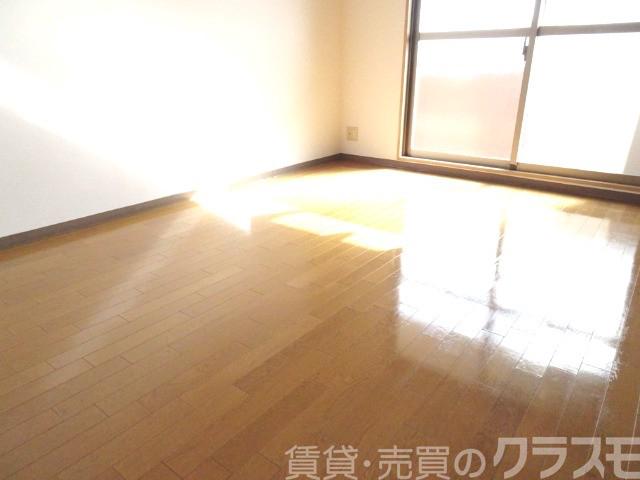 居室・リビング　明るいお部屋です♪