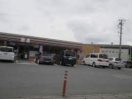 コンビニ　セブンイレブン甲西ダイハツ工場前店（コンビニ）まで965m