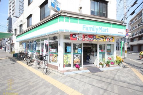 コンビニ　ファミリーマート 木村都島店（コンビニ）まで382m