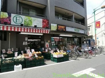 スーパー　TSUKASA学芸大学店（スーパー）まで710m