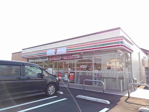 コンビニ　セブンイレブン中田原工業団地南（コンビニ）まで1500m