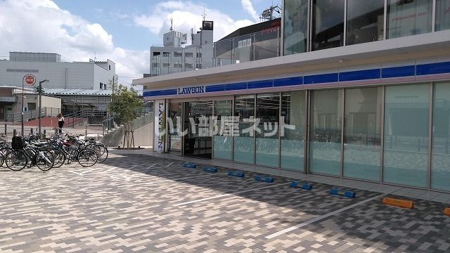 コンビニ　ローソン 狭山市駅西口店（コンビニ）まで568m