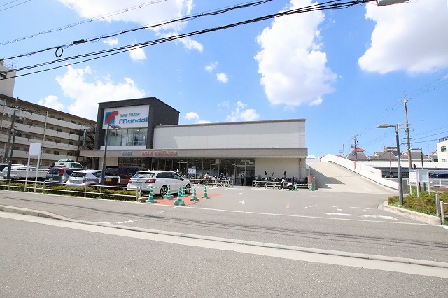 スーパー　万代 森河内店（スーパー）まで2224m