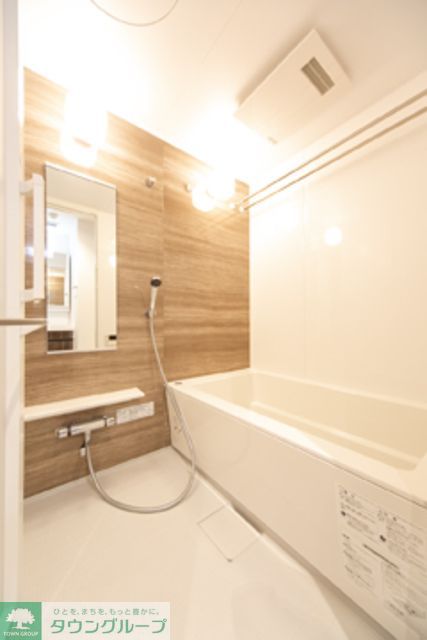 バス・シャワールーム　※写真は同タイプ住戸です。