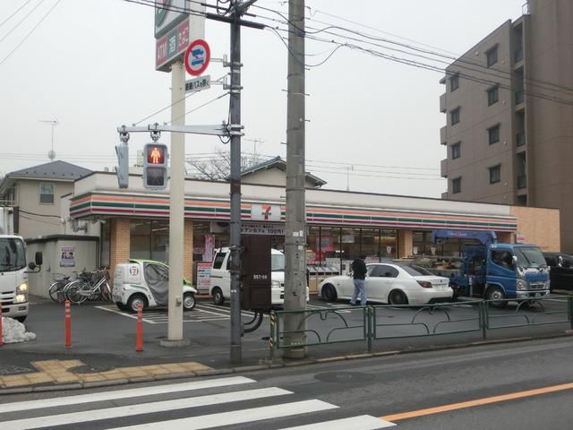 コンビニ　コンビニ（コンビニ）まで482m