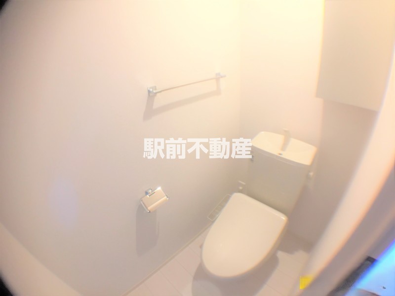 トイレ　温水洗浄便座