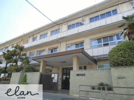中学校　大阪市立相生中学校（中学校）まで943m