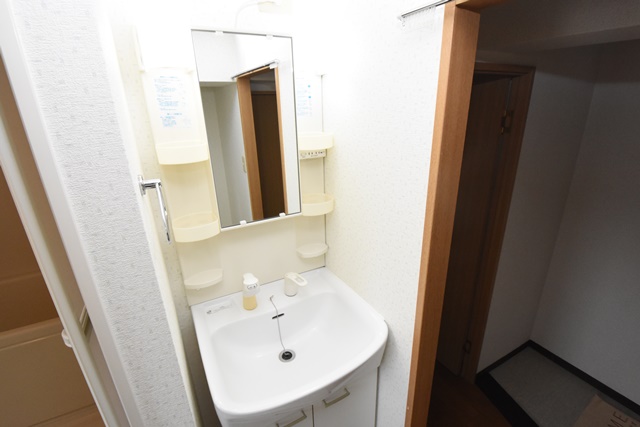 洗面設備　独立洗面化粧台付きでおすすめです！