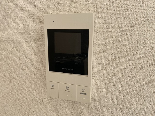セキュリティ　※退去前のため反転タイプ参考画像