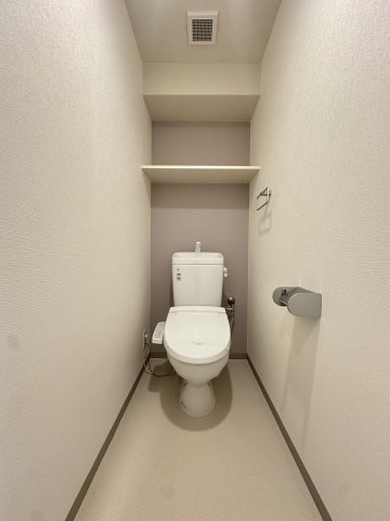 BLUE CROSS 西公園のトイレ写真