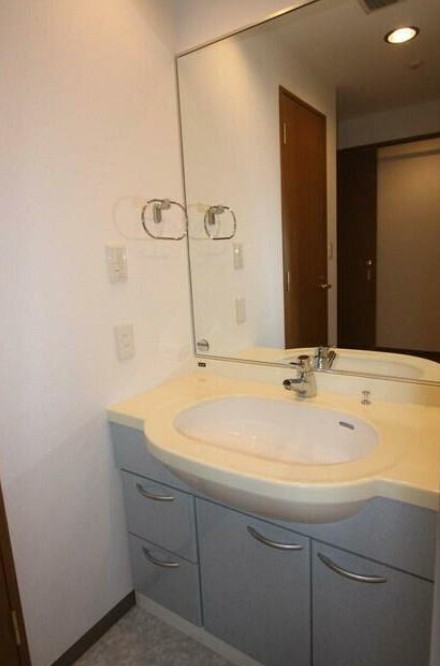 洗面設備　※こちらの写真は他部屋参考写真です