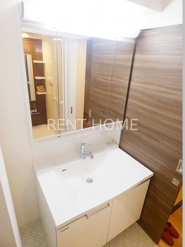 洗面設備　シャンプードレッサー