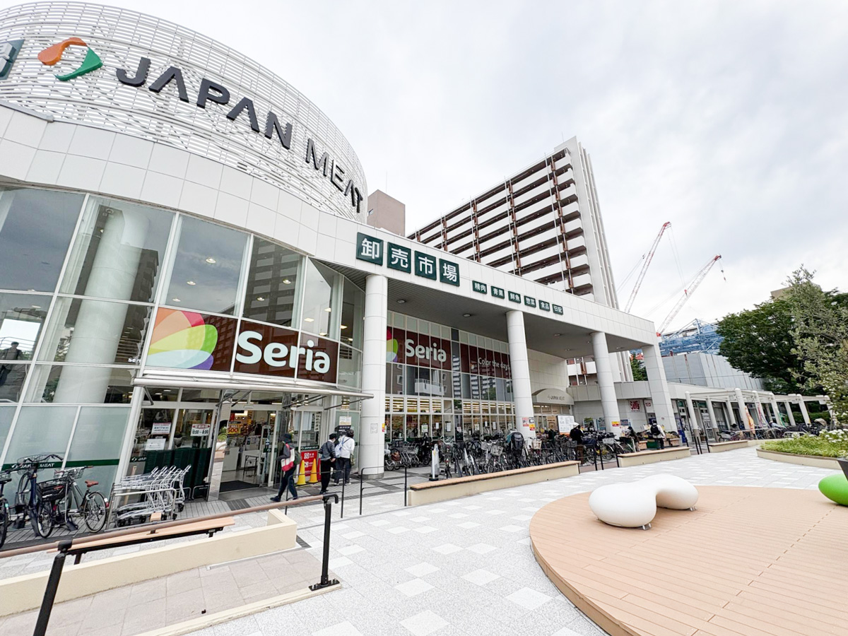 スーパー　ジャパンミート卸売市場王子店（スーパー）まで335m
