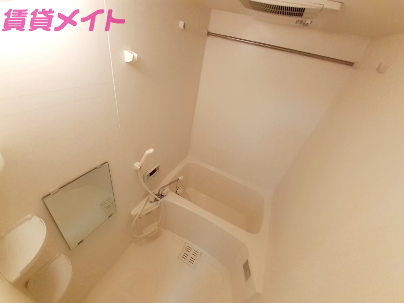 バス・シャワールーム　同型参考写真
