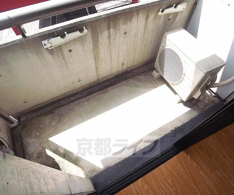 バルコニー　日当たり良好です。