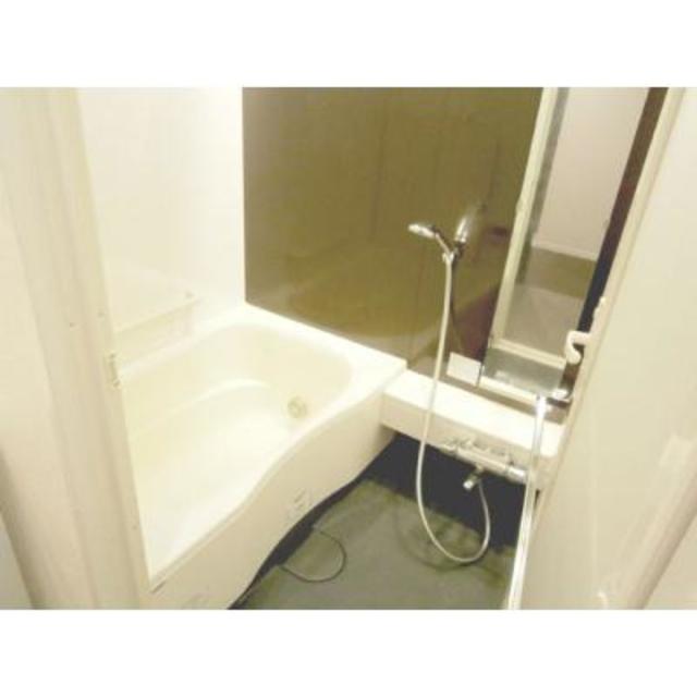 バス・シャワールーム　※写真は同タイプ住戸です。