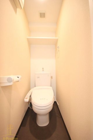 トイレ　エスライズ梅田東