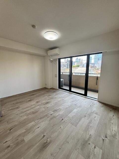 その他部屋・スペース　落ち着いて過ごせるお部屋なので、寝室にいかがでしょうか