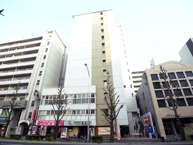 建物外観　最寄り駅徒歩10分圏内の人気マンションです！