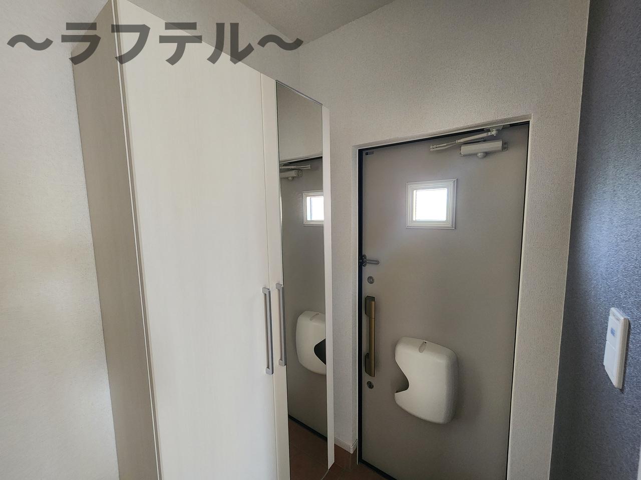 玄関　別部屋イメージ写真